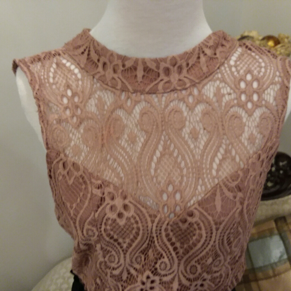 Dress - Picture 6 of 6